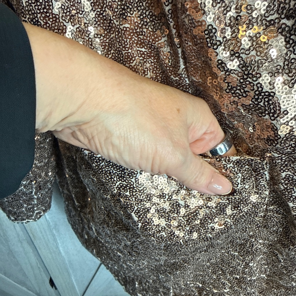 Women's ELOQUII Plus Size 28 Rose Gold Sequin Blazer - Picture 4 of 8